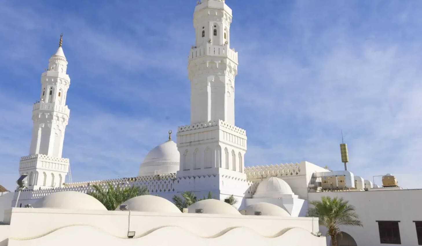 Tur ke tempat-tempat suci di Madinah