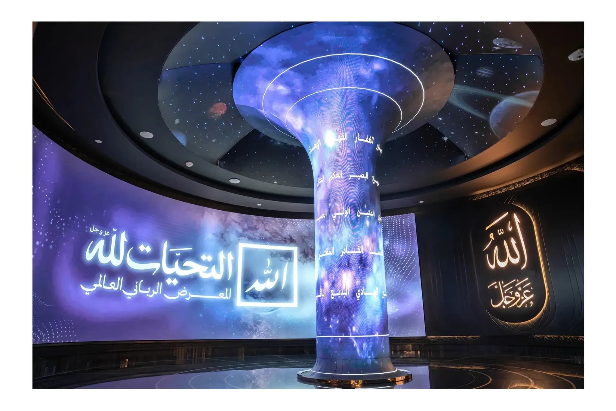 Biaya untuk satu orang - Biografi dan detail karier dalam bahasa Indonesia