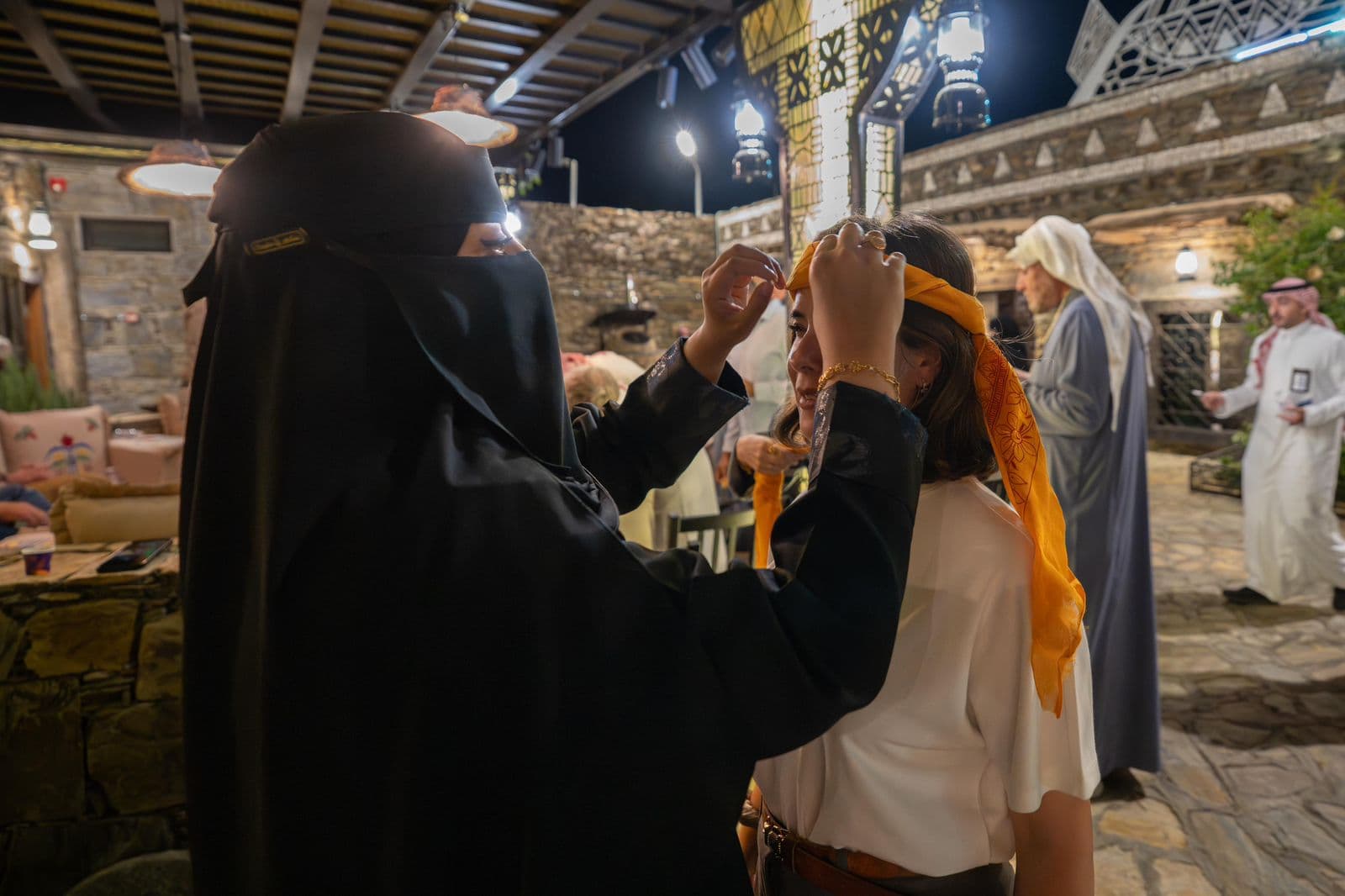 Temukan keramahan dan warisan lokal di Al Baha.